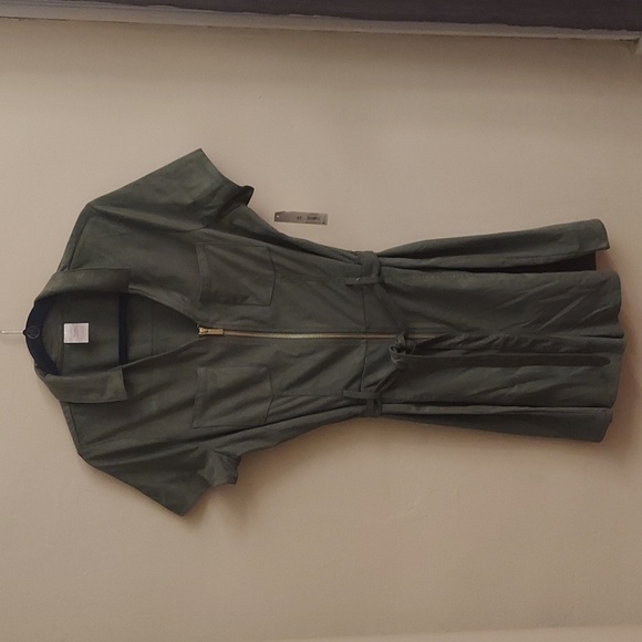 NO BOUNDARIES Junior Khaki Green Utility Romper - Picture 5 of 13